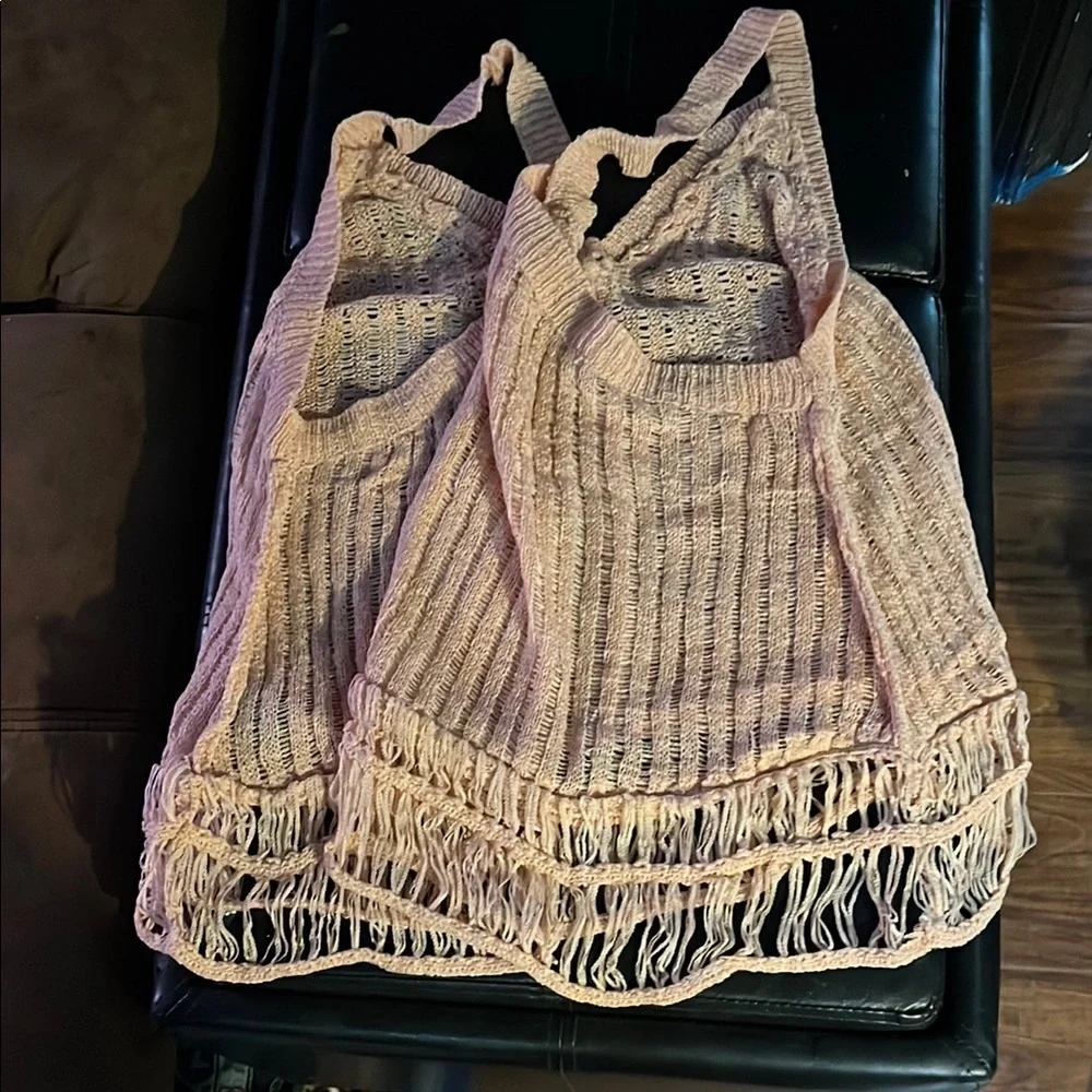 NWOT POL Women's Pink Knit Fringe Top - Picture 4 of 4